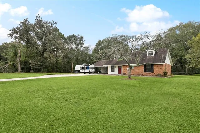 $245,000 | 67179 Highway 41, Pearl River, LA 70452