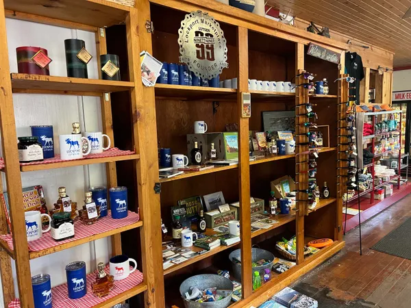 $1,475,000 | 5362 Highway 61, Lutsen, MN 55612