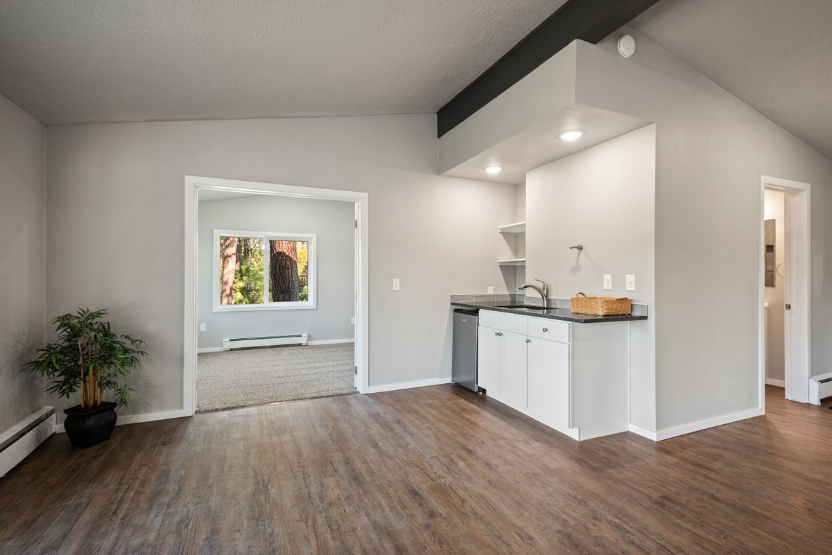 17819 North Palomino Road Colbert, WA 99005 - Photo 4 of 40