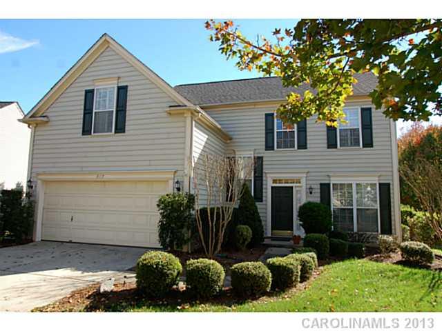 917 Clearbrook Road Matthews, NC 28105 - Photo 1 of 16 Gallery Image 1