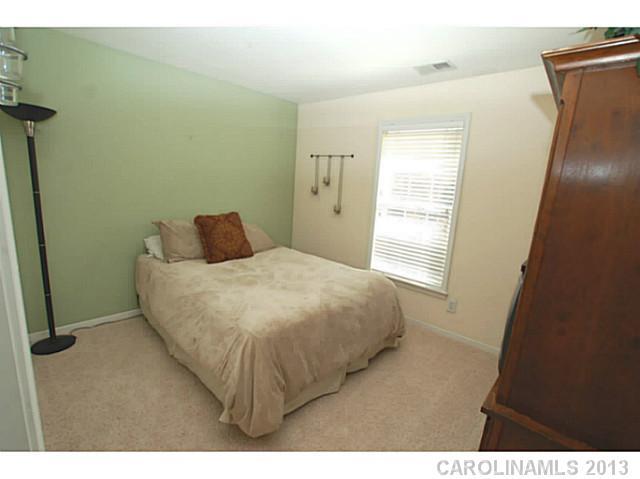 917 Clearbrook Road Matthews, NC 28105 - Photo 11 of 16 Gallery Image 11