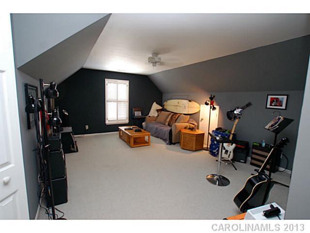 917 Clearbrook Road Matthews, NC 28105 - Photo 12 of 16 Gallery Image 12