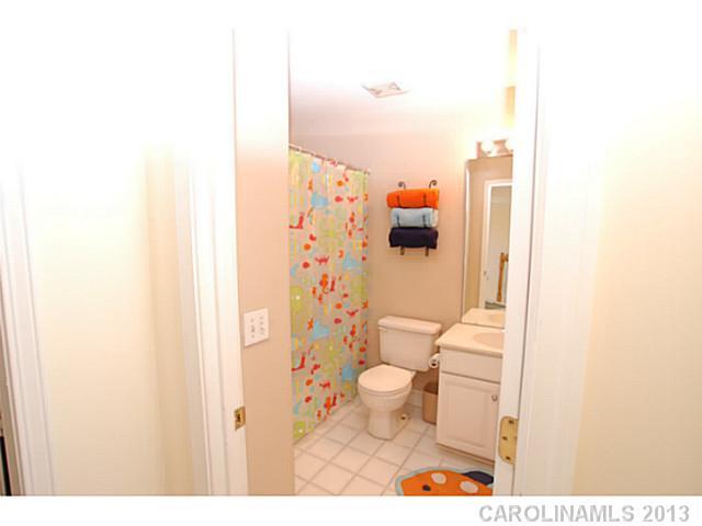 917 Clearbrook Road Matthews, NC 28105 - Photo 13 of 16 Gallery Image 13