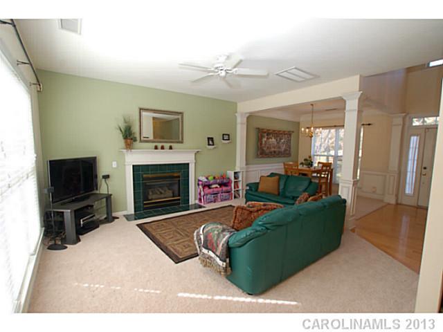 917 Clearbrook Road Matthews, NC 28105 - Photo 5 of 16 Gallery Image 5