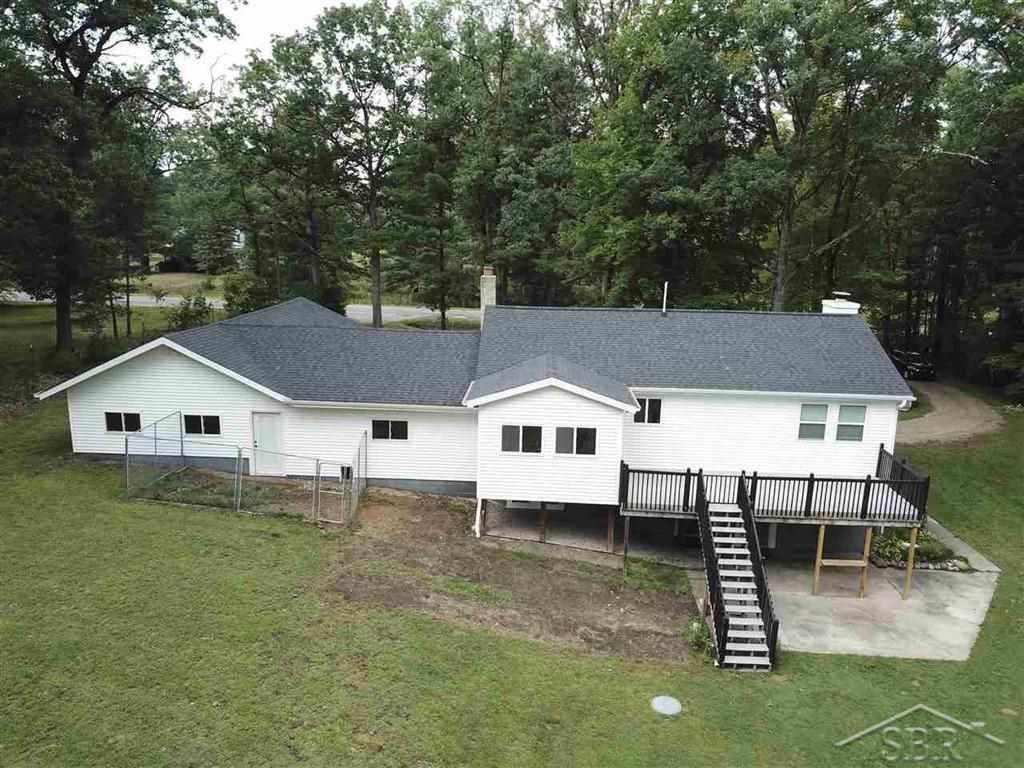 235 West Wackerly Road Sanford, MI 48657 - Photo 36 of 46 50053594-35.JPG