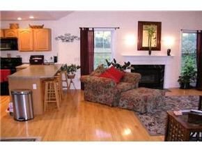 59 B Union Road, Unit 2 Stratham, NH 03885 - Photo 5 of 9