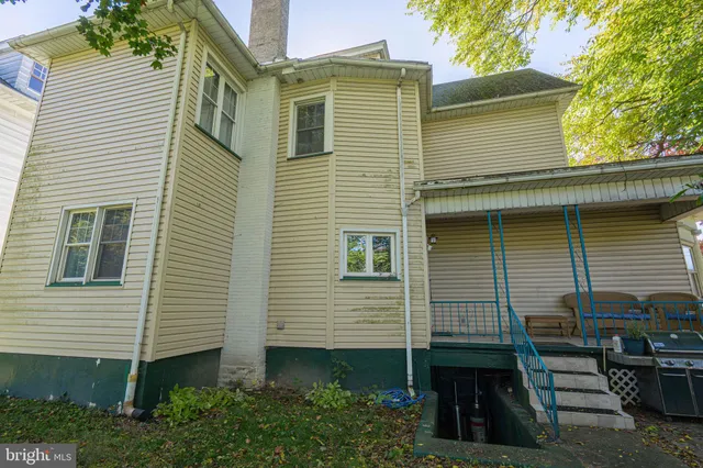 $299,000 | 451 East Broad Street, Tamaqua, PA 18252