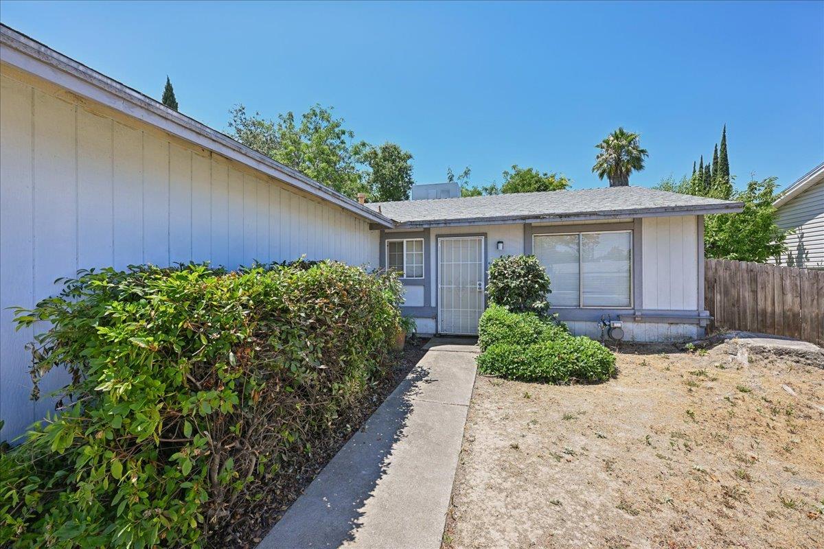 4908 Ruger Court Sacramento, CA 95842 - Photo 2 of 26