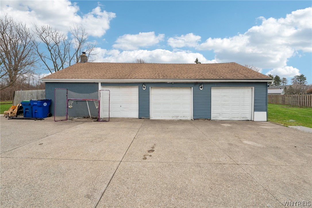 1085 Tonawanda Creek Road Amherst, NY 14228 - Photo 47 of 50