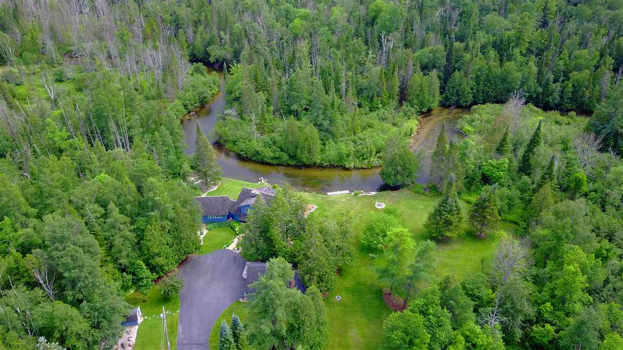 488 East River Road Traverse City, MI 49696 - Photo 38 of 81 1835508-37.JPG