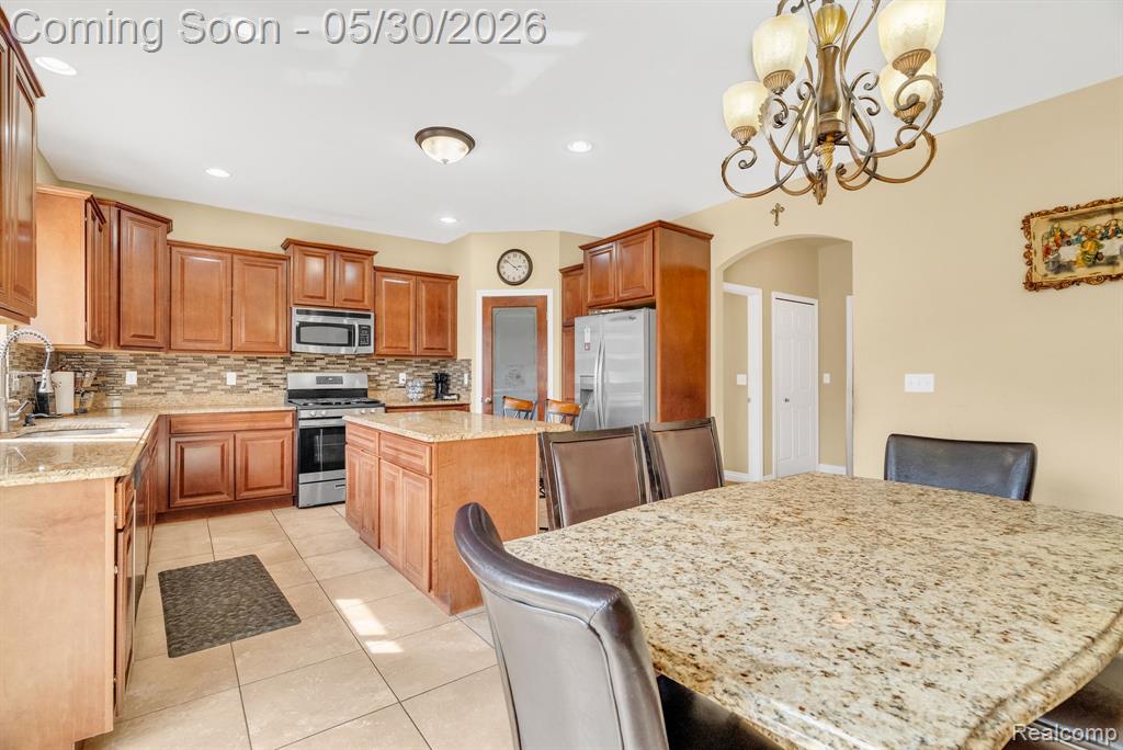 4122 Hawks Nest Road Utica, MI 48317 - Photo 26 of 74