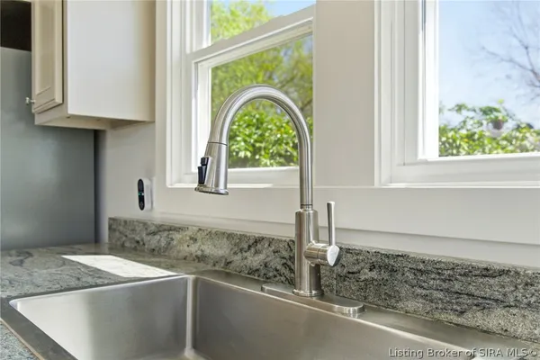 $255,000 | 1525 Williar Avenue, Corydon, IN 47112