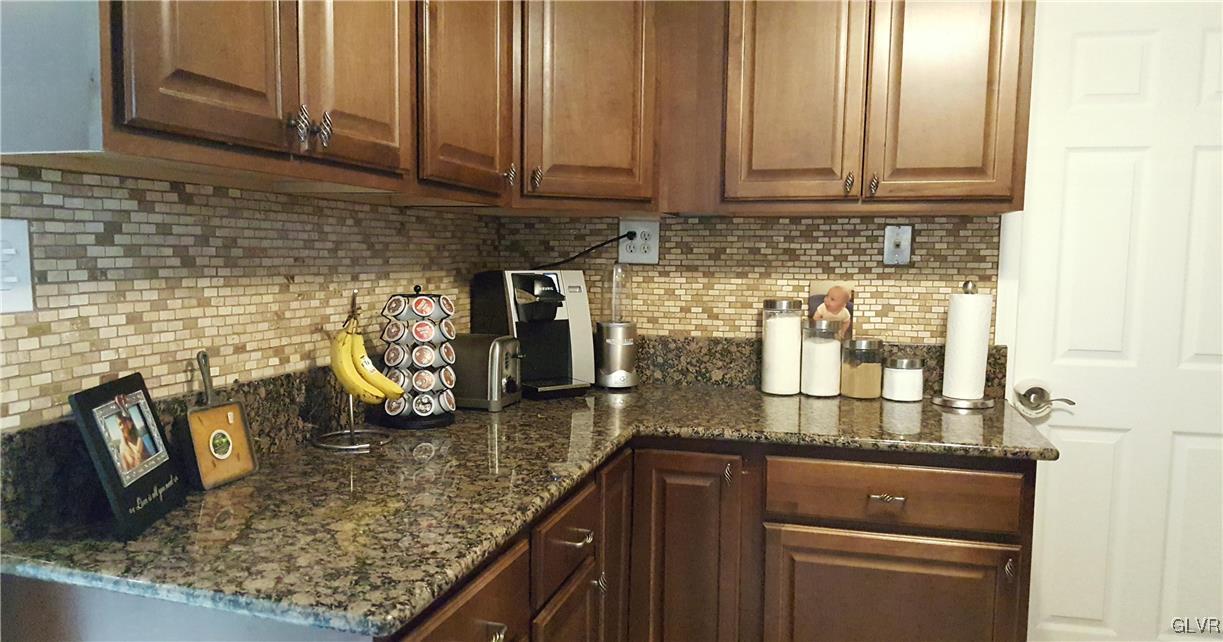 3038 Roxford Road Allentown, PA 18103 - Photo 14 of 40 Gallery Image 14