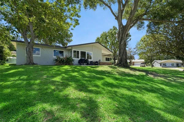 $650,000 | 290 Carroll Street, Clermont, FL 34711