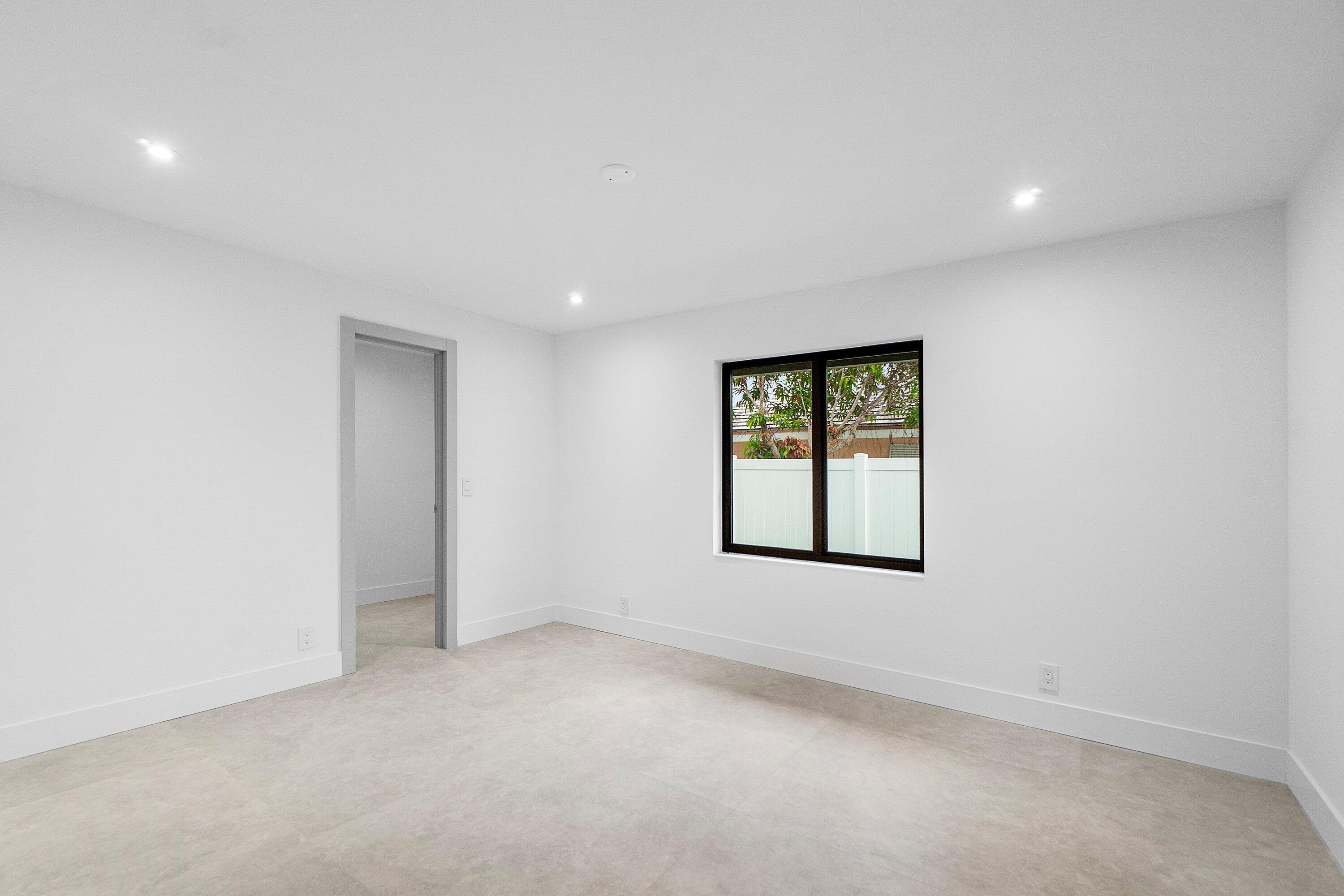 1291 Bimini Lane Singer Island, FL 33404 - Photo 25 of 63 015-1291BiminiLane-RivieraBeach-FL-33404