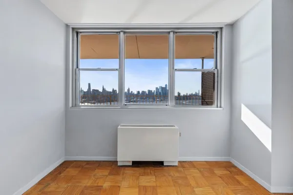 $2,650 | 6040 Boulevard East, Unit 14F, West New York, NJ 07093