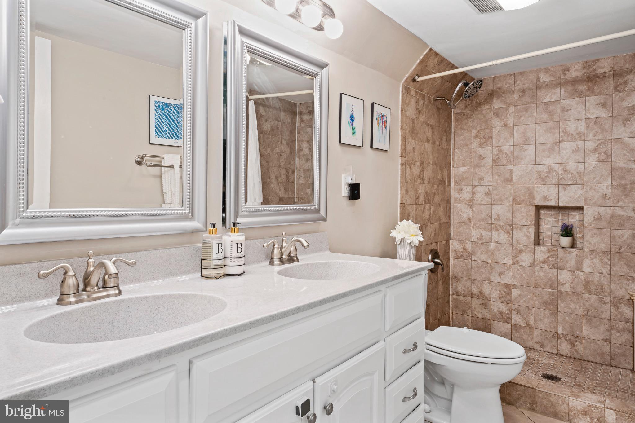 11300 Gatesborough Lane Reston, VA 20191 - Photo 40 of 55 Gallery Image 40