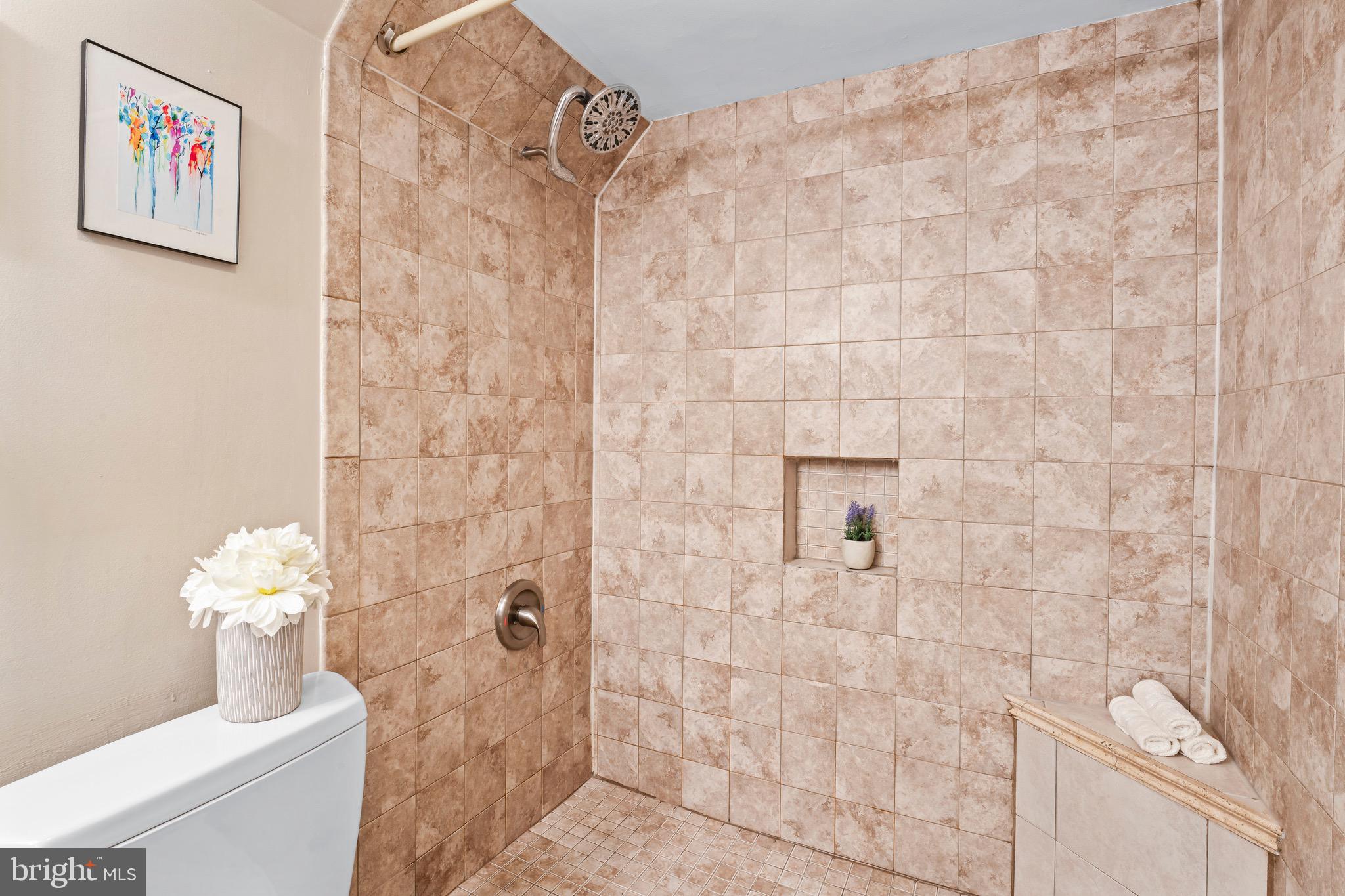 11300 Gatesborough Lane Reston, VA 20191 - Photo 41 of 55 Gallery Image 41