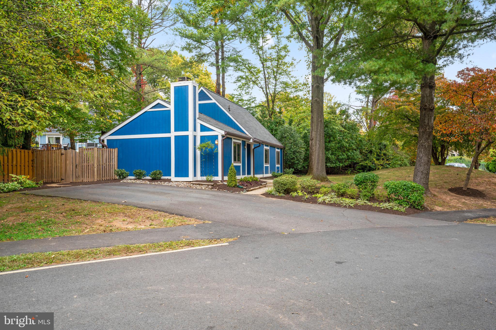 11300 Gatesborough Lane Reston, VA 20191 - Photo 50 of 55 Gallery Image 50