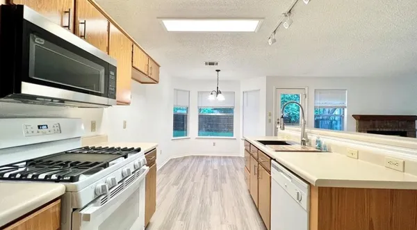 $1,975 | 1803 Woodland Drive, Cedar Park, TX 78613