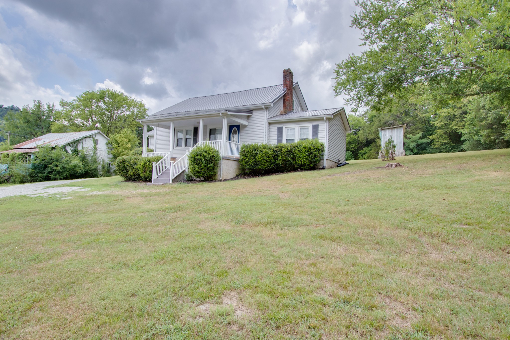 41 Little Creek Road Pleasant Shade, TN 37145 - Photo 3 of 34 Gallery Image 3