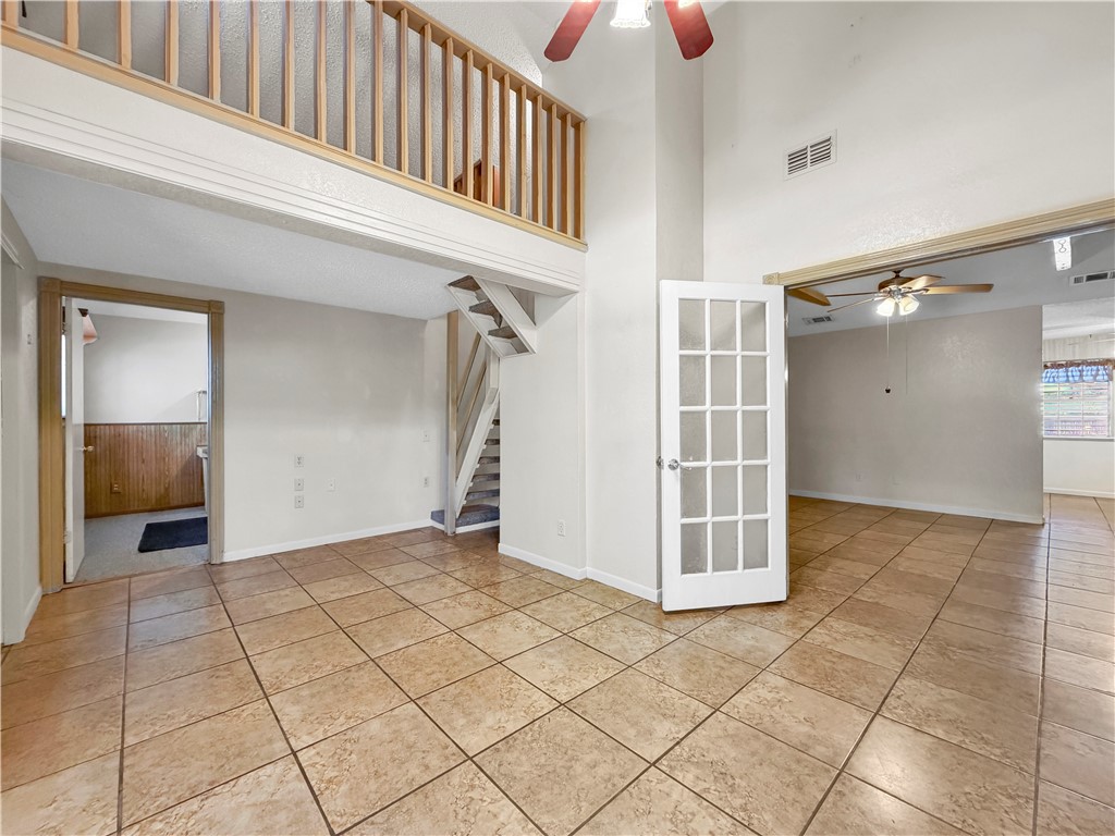 910 Twite Circle Corpus Christi, TX 78418 - Photo 19 of 39 a view of a hallway with entryway doors