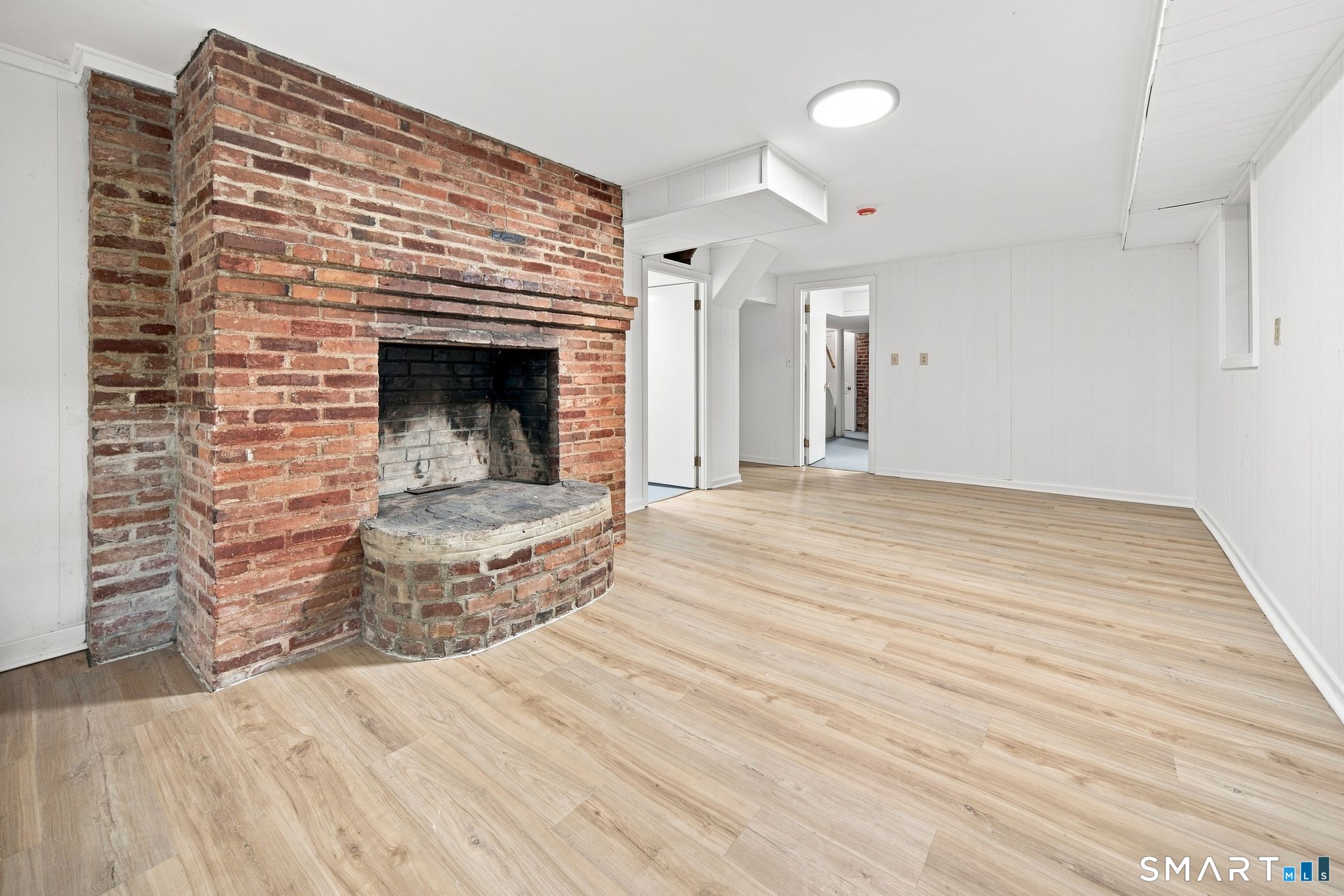 87 Kenmore Road Bloomfield, CT 06002 - Photo 35 of 40 Gallery Image 35