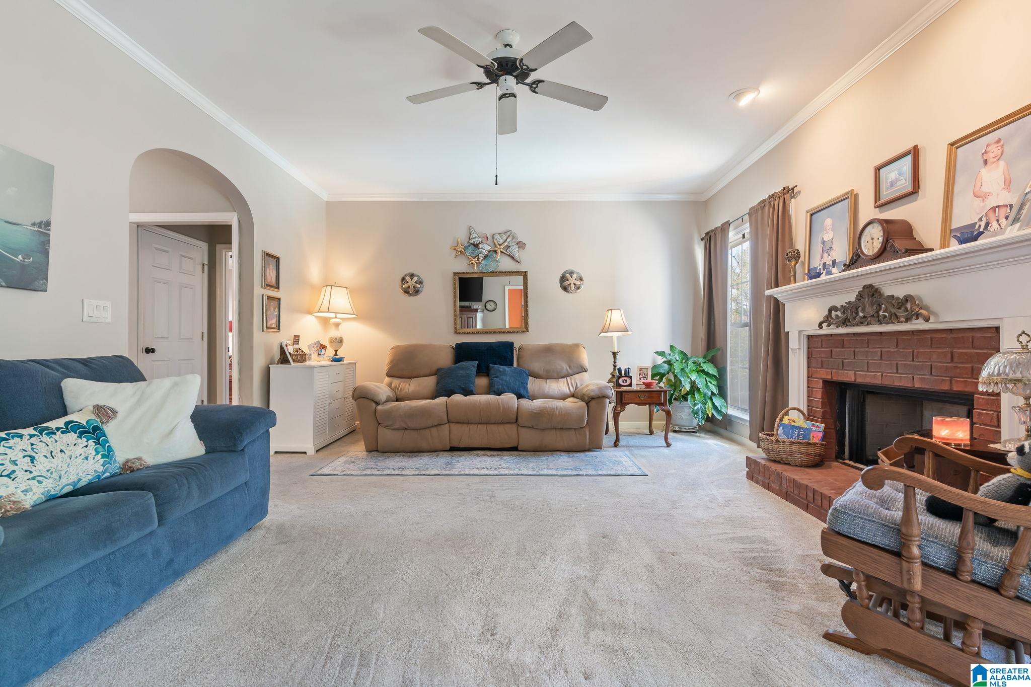 240 Silverleaf Drive Pelham, AL 35124 - Photo 4 of 66
