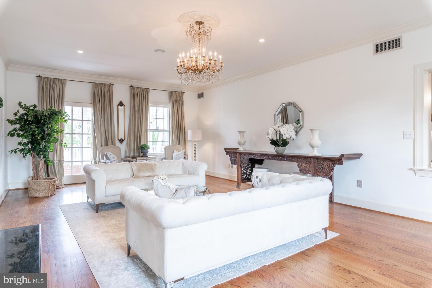 4004 Carson Place Alexandria, VA 22304 - Photo 27 of 93 Elegant chandelier illuminates the space