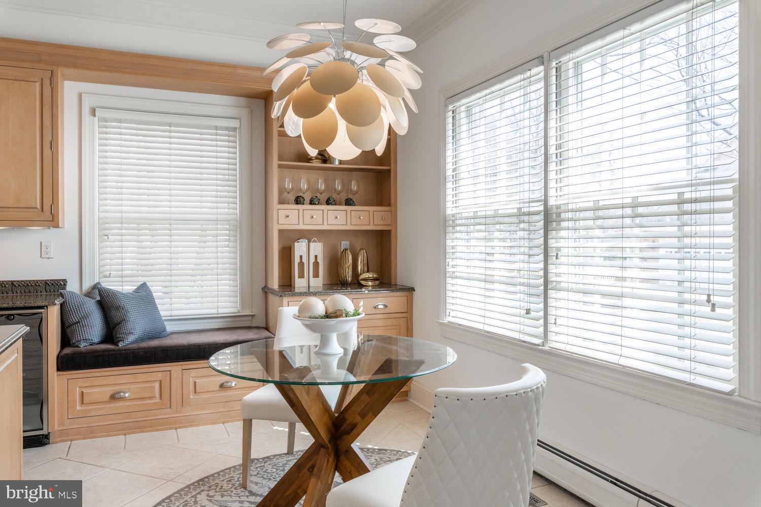 4004 Carson Place Alexandria, VA 22304 - Photo 7 of 93 Window seat and charming eat in space