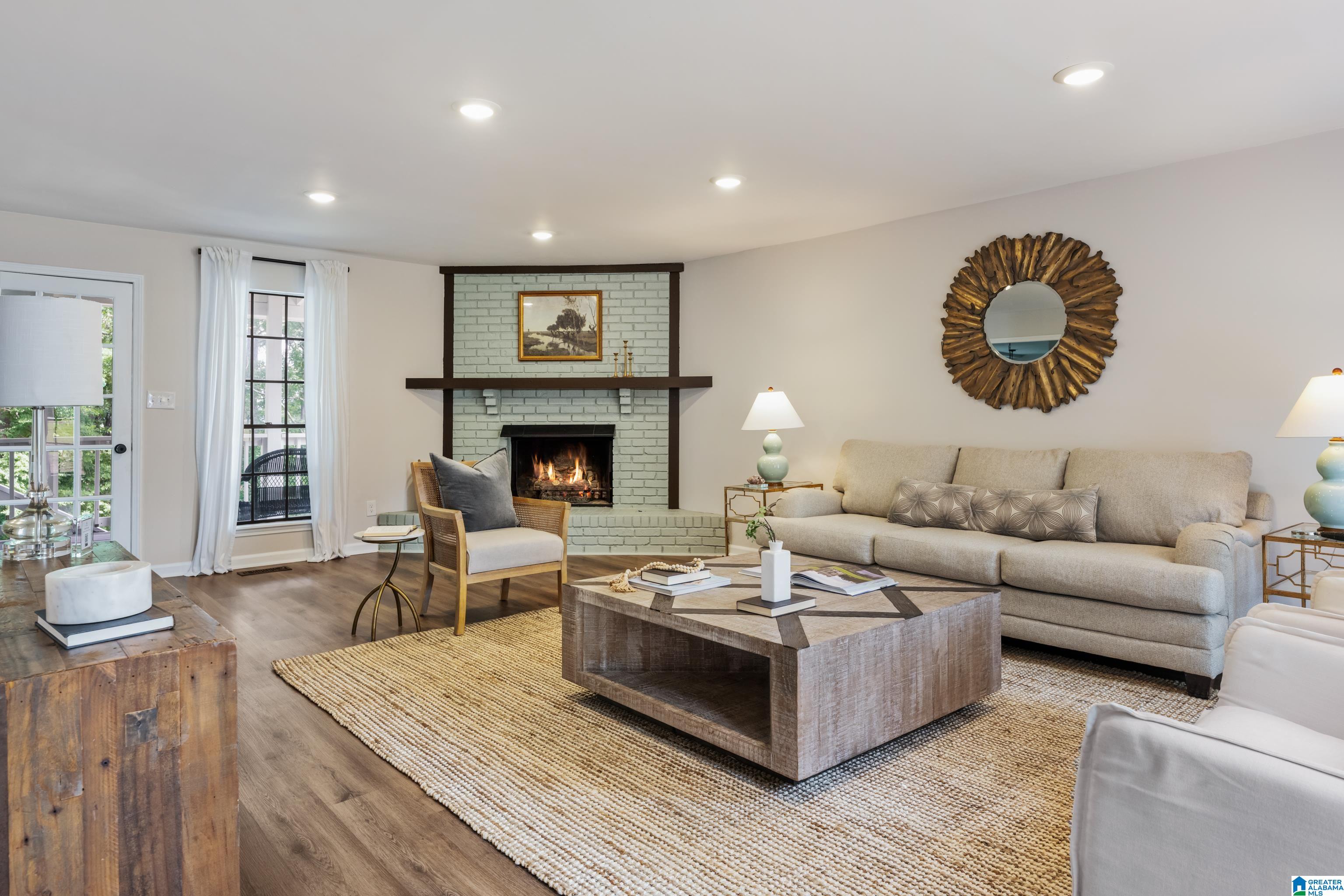 67 Shades Crest Road Birmingham, AL 35226 - Photo 4 of 39