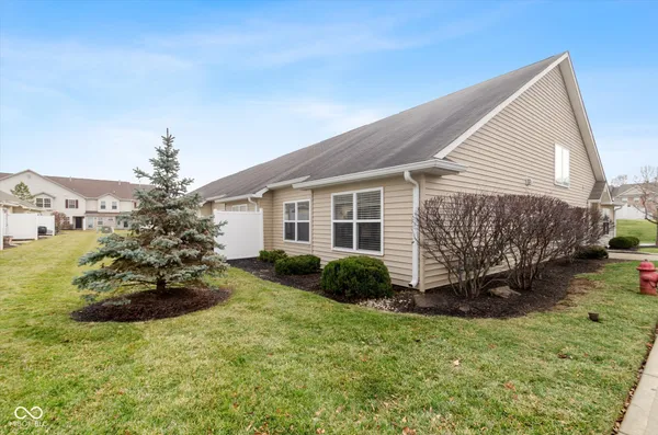 $309,900 | 9733 Windy Lane, Unit 100, Fishers, IN 46037