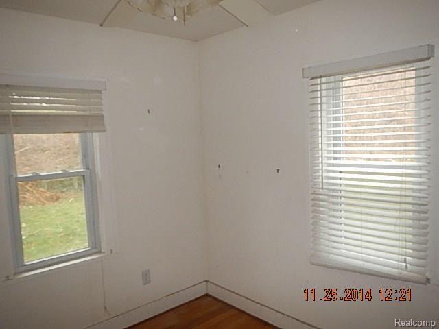 502 Brookside Road Ypsilanti, MI 48197 - Photo 17 of 19 17.jpg