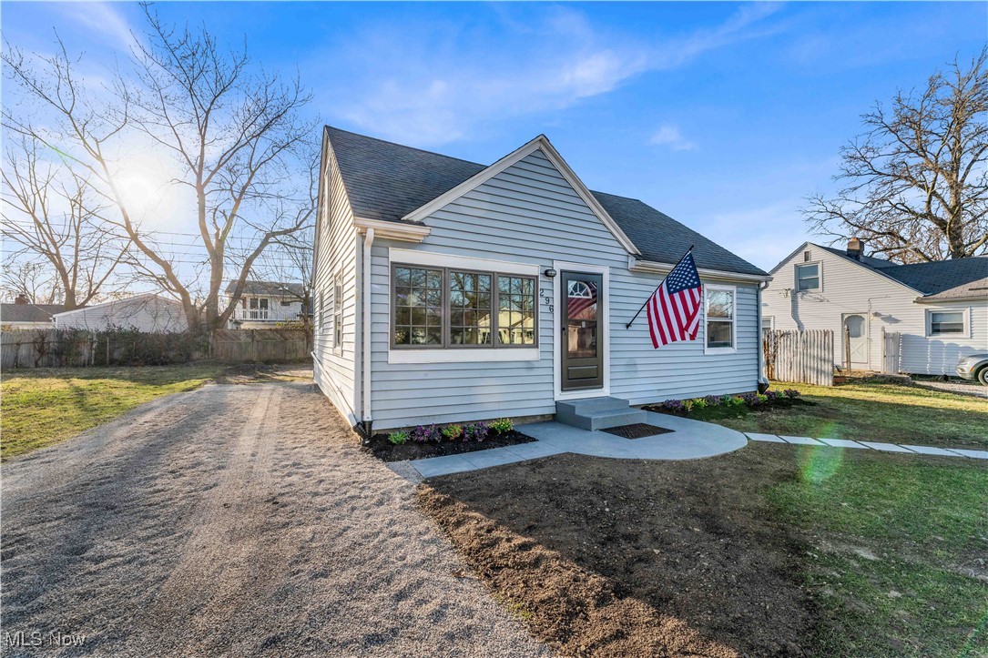 296 Fairfax Road Vermilion, OH 44089 - Photo 2 of 50 Gallery Image 2