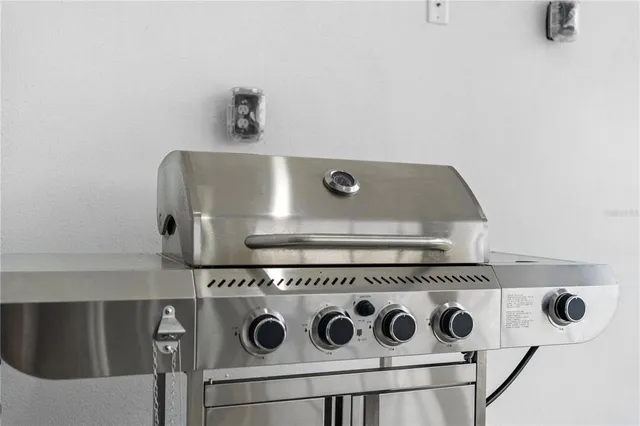 $4,800 | 230 West Pine Valley Lane, Rotonda West, FL 33947