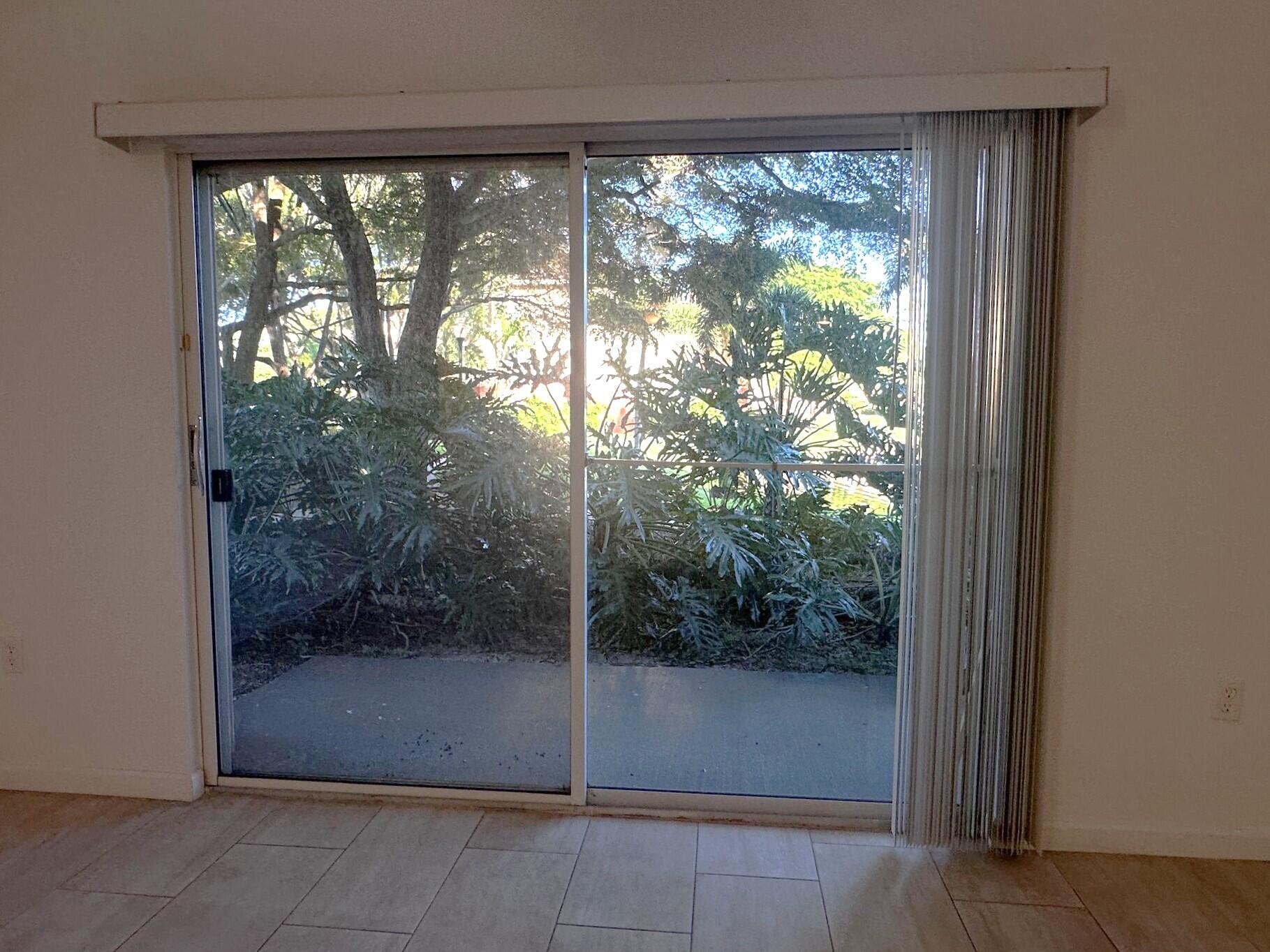 4187 Haverhill Road, Unit 503 West Palm Beach, FL 33417 - Photo 12 of 20 3fe50563-ceb2-4857-b070-b4b76a352ca3