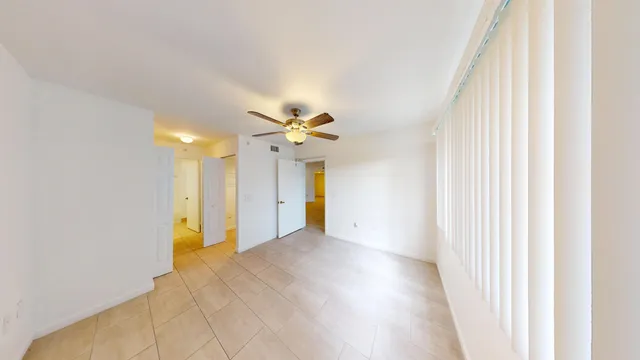 $1,950 | 4187 Haverhill Road, Unit 503, West Palm Beach, FL 33417