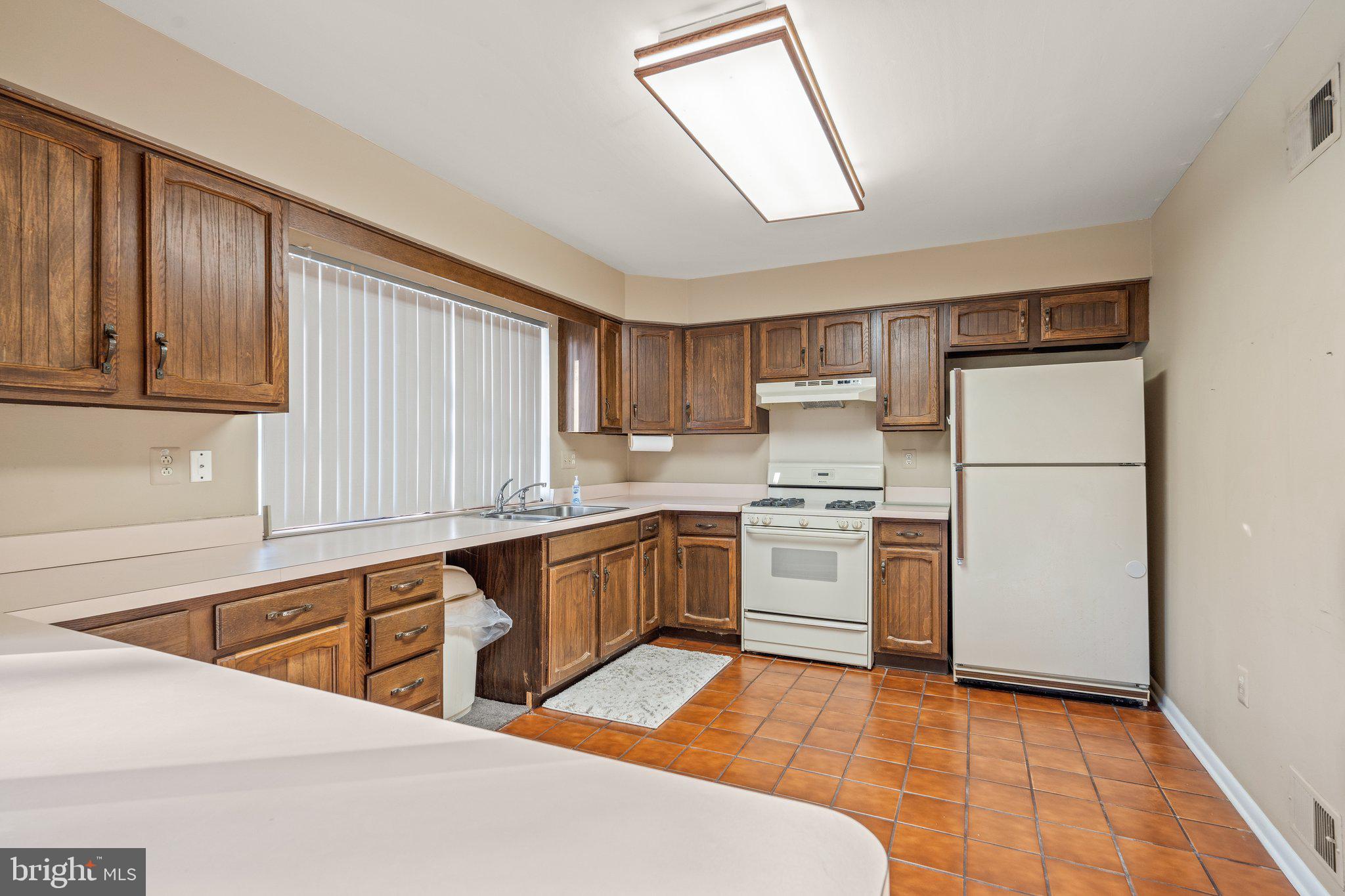 30 Goshawk Court Voorhees, NJ 08043 - Photo 12 of 33 Gallery Image 12