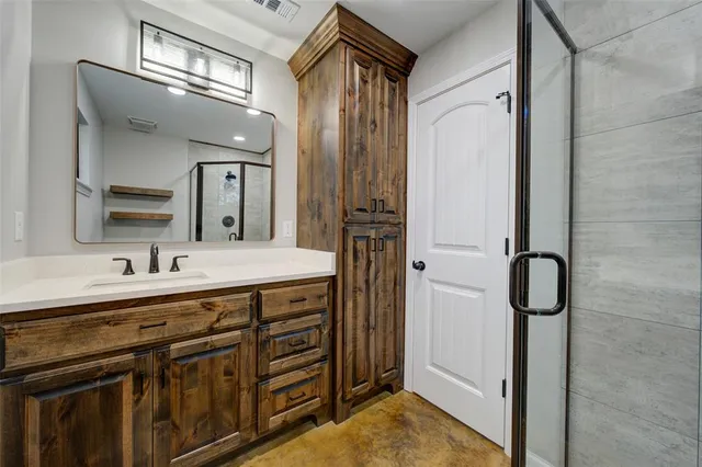 $475,000 | 283 Lake Village Drive, Murfreesboro, AR 71958