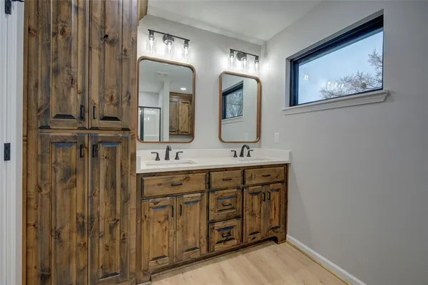 $475,000 | 283 Lake Village Drive, Murfreesboro, AR 71958