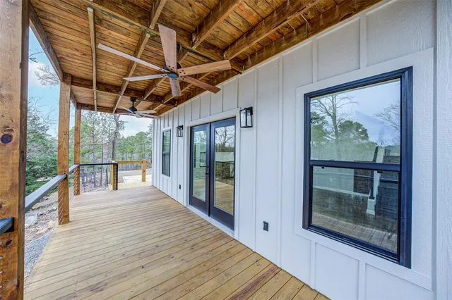 $475,000 | 283 Lake Village Drive, Murfreesboro, AR 71958