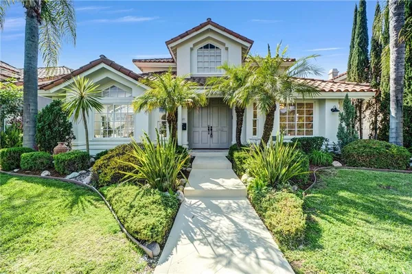 $1,425,000 | 3545 Locust Avenue, Long Beach, CA 90807