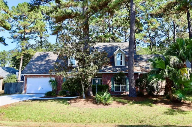 $3,250 | 7134 Meadowbrook Drive, Mandeville, LA 70471