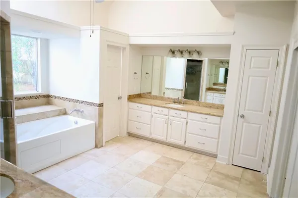 $3,250 | 7134 Meadowbrook Drive, Mandeville, LA 70471