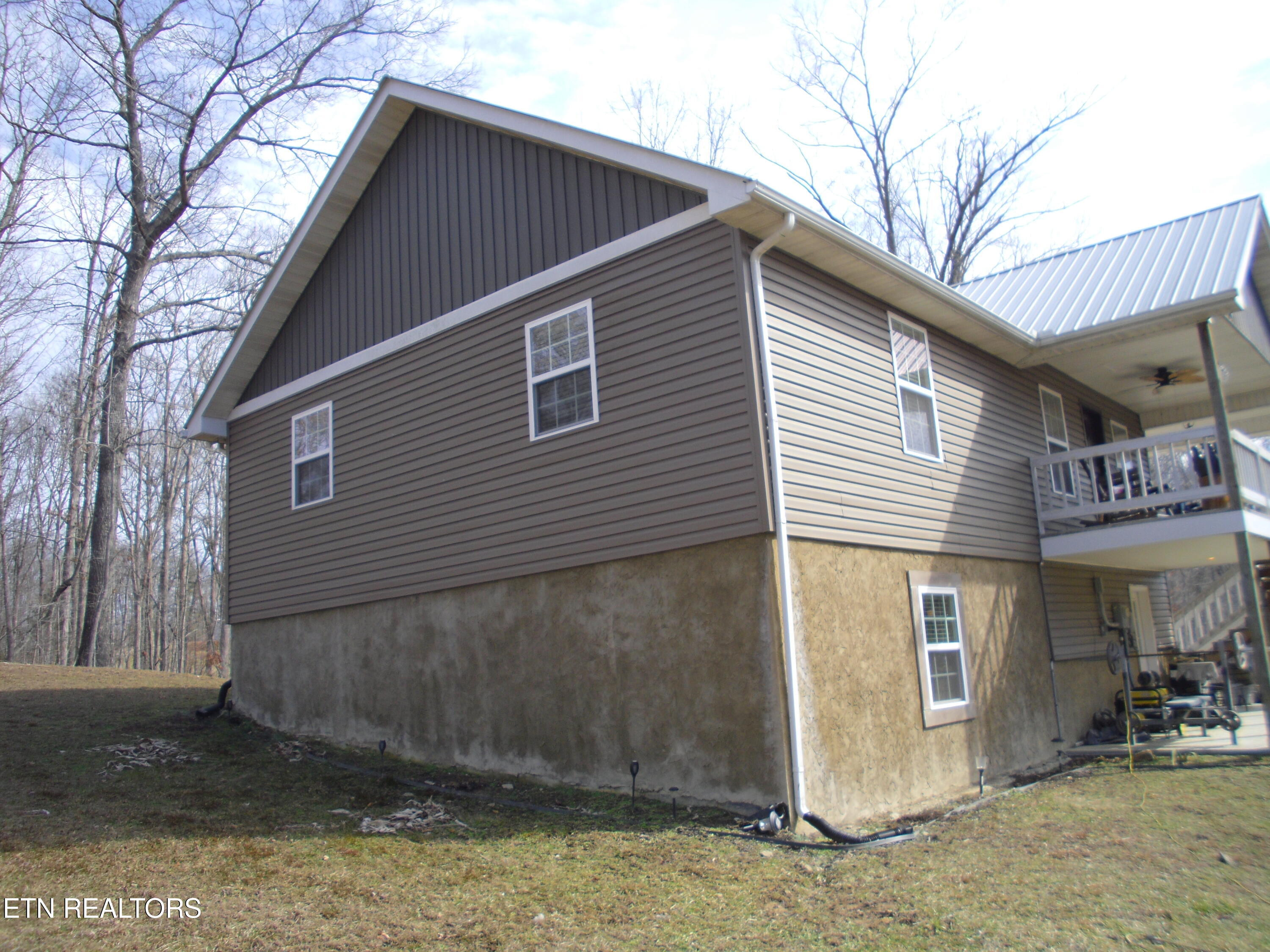 1225 Louvaine Road Jamestown, TN 38556 - Photo 3 of 27 SAM_3658