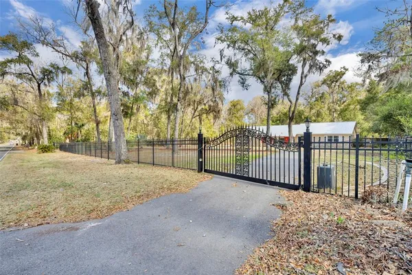 $500,000 | 3635 Southeast 19th Avenue, Ocala, FL 34471