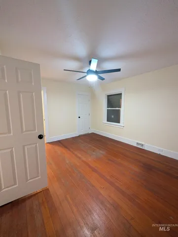 $269,900 | 421 12th Avenue North, Buhl, ID 83316