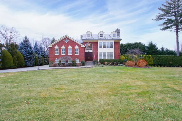 $2,899,000 | 101 Wetherill Road, Garden City, NY 11530