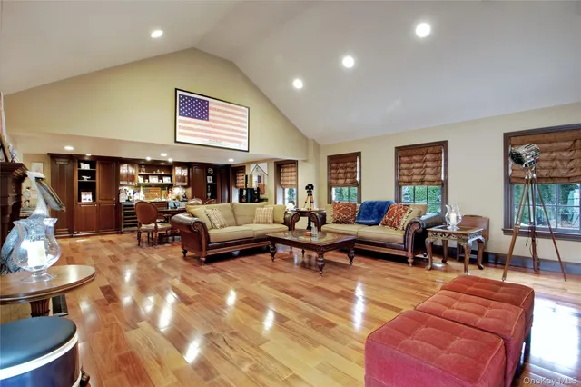 $2,899,000 | 101 Wetherill Road, Garden City, NY 11530