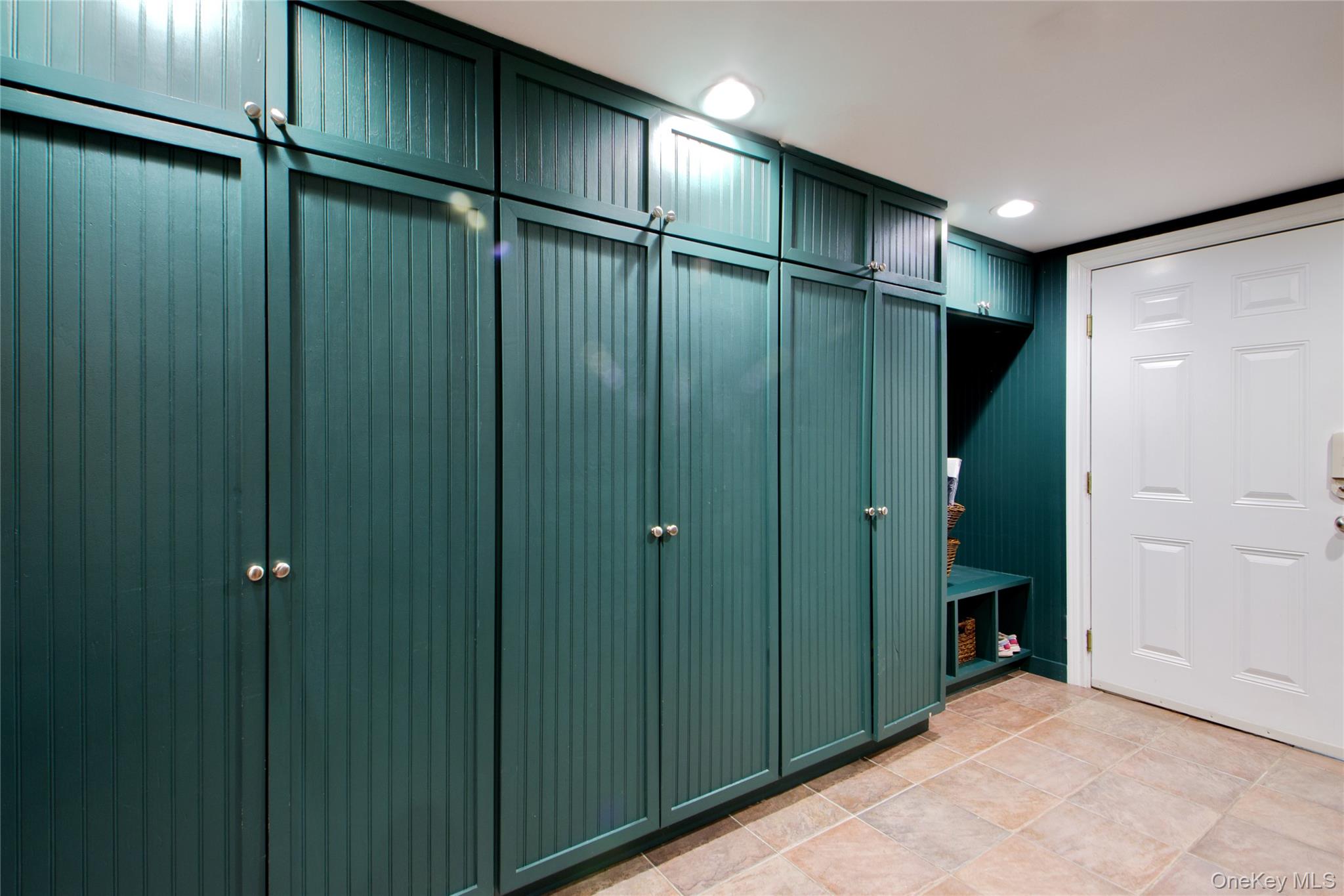 101 Wetherill Road Garden City, NY 11530 - Photo 12 of 24